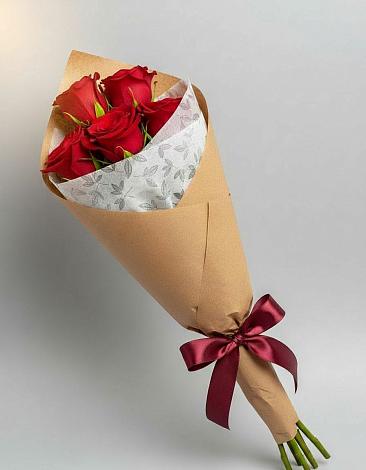 Букет цветов из: Розы в Хатажукае