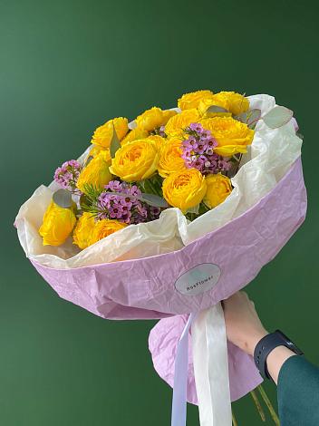 Букет Кустовые желтые розы в Хатажукае