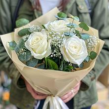 Букет цветов из:  Розы в Хатажукае